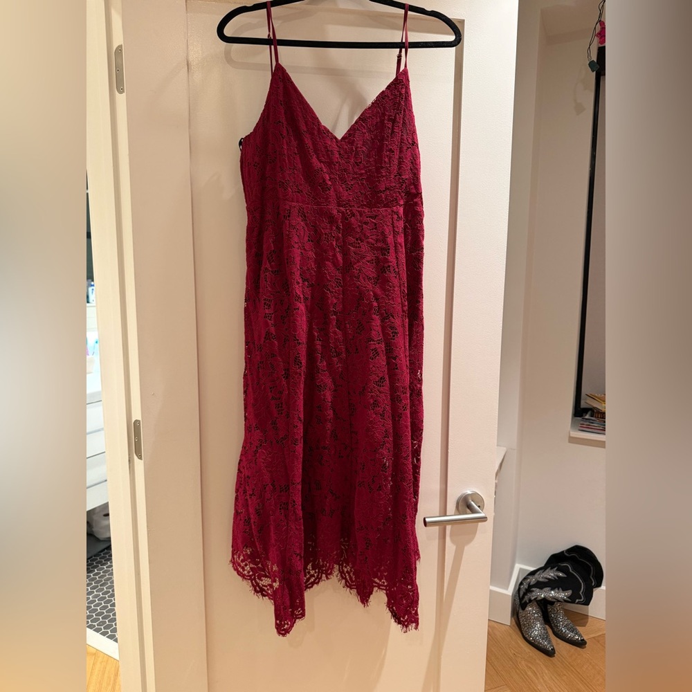 Lulu’s Burgundy Lace Dress